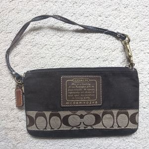 Coach vintage wristlet